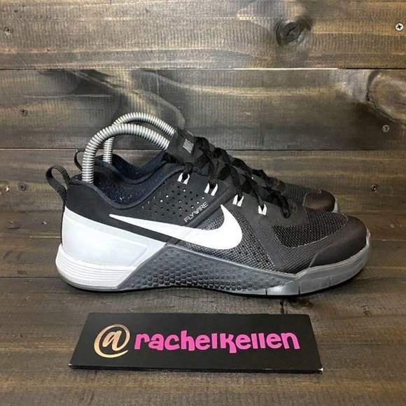 nike metcon flywire womens